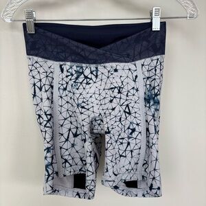 Lululemon Biking Shorts Size 6